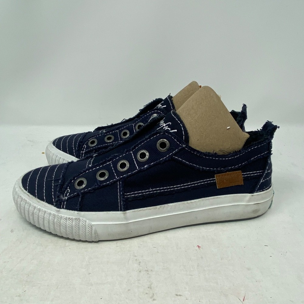 Blowfish Malibu Marley Womens slip-on sneakers US 7.5 Blue Distressed Athletic